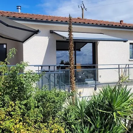 Villa Grande Avec Vue Et Piscine *