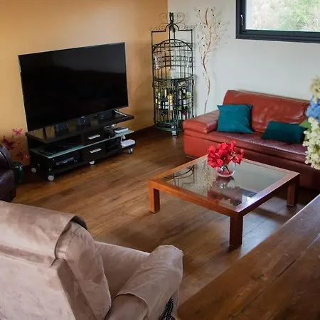 Vila Grande Avec Vue Et Piscine *