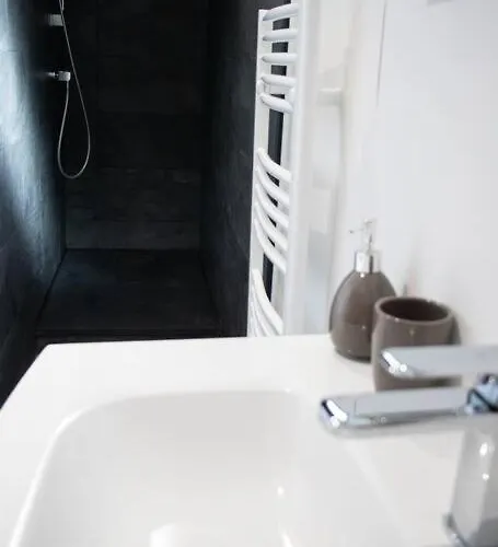 Villa Grande Avec Vue Et Piscine *