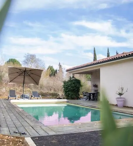 Villa Grande Avec Vue Et Piscine